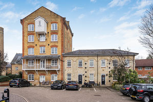 Photo 2- click for photo gallery